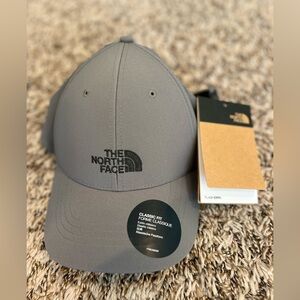 The North Face Hat gray NWT